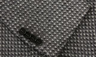 乔治王阿玛尼是名牌吗 乔治阿玛尼西装